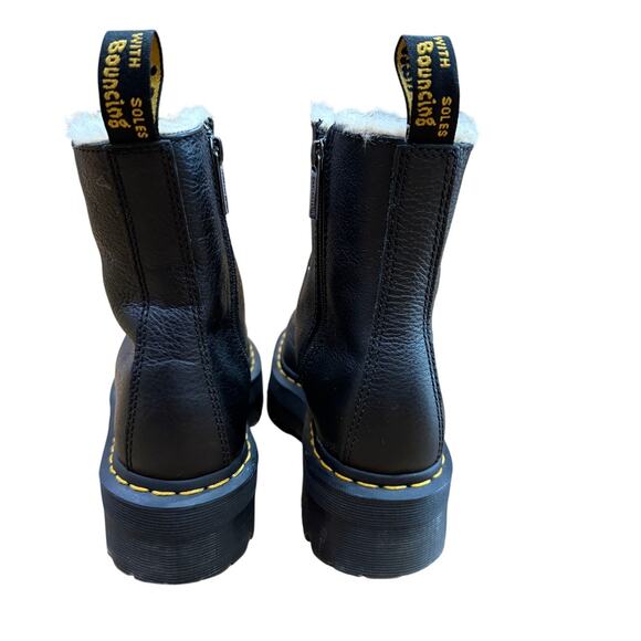 Dr. Martens Women's Jadon Boot Black Leather Faux Fur Lined Platforms Size 6 - Picture 7 of 9